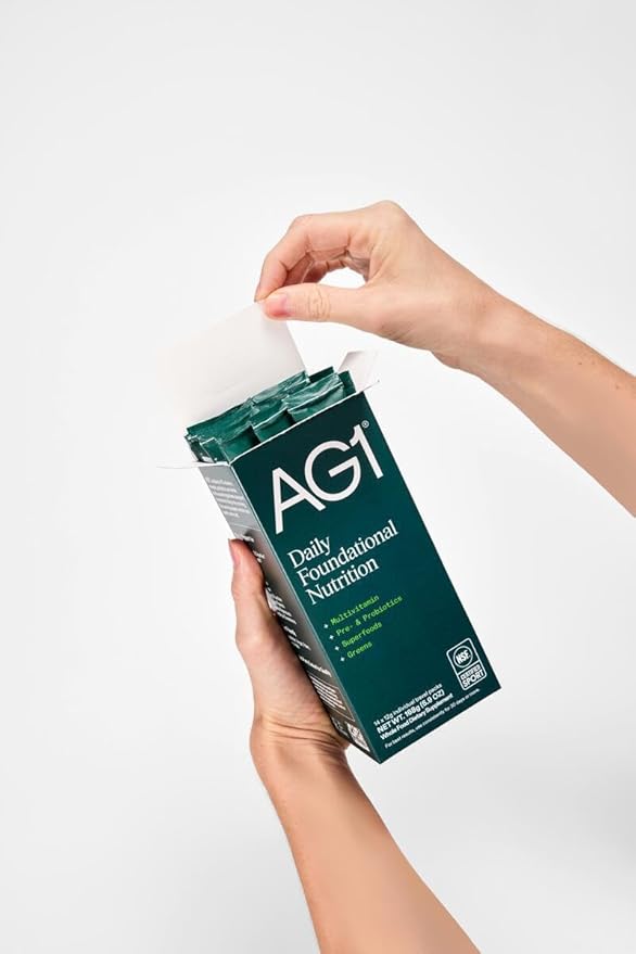 AG1 Athletic Greens Powder Supplement, Improve Gut Health, Multivitamin, Probiotic, Gluten Free, Vegan and Keto Friendly, 75 Vitamins (Travel Packs, 14 Count) - Classic Formula