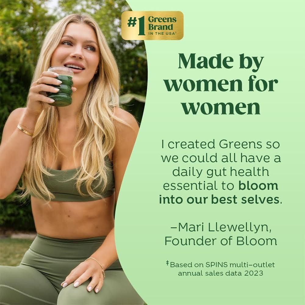 Bloom Nutrition Greens and Superfoods Powder Packets for Digestive Health, Greens Powder, Digestive Enzymes, Probiotics, Spirulina, Chlorella for Bloating & Gut Support, 15 Stick, Strawberry Kiwi