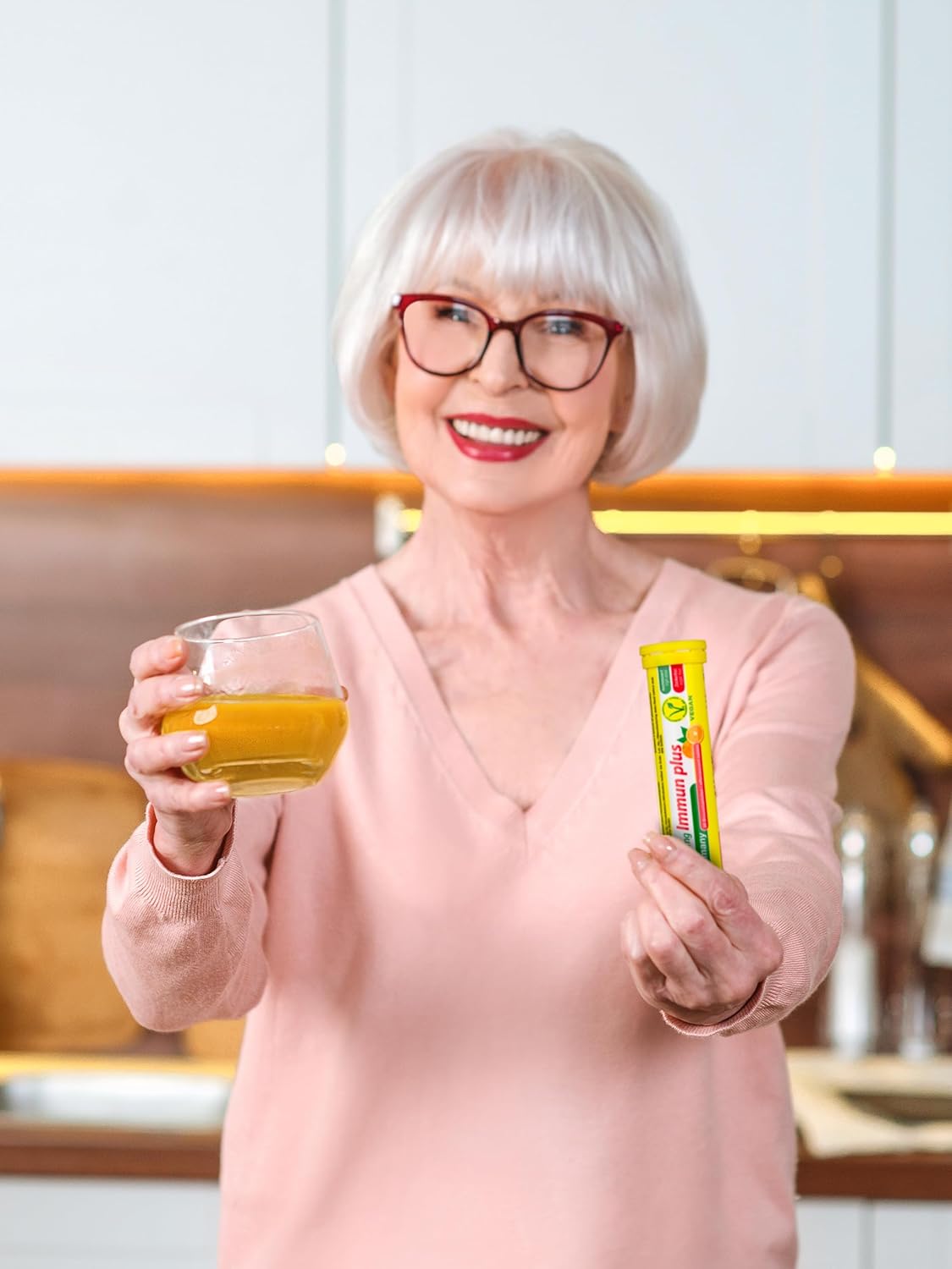 T&D Oxi C 1000 mg Vitamin C - 240 Vegan Drink Effervescent Tablets - Orange Flavor - Made in Germany