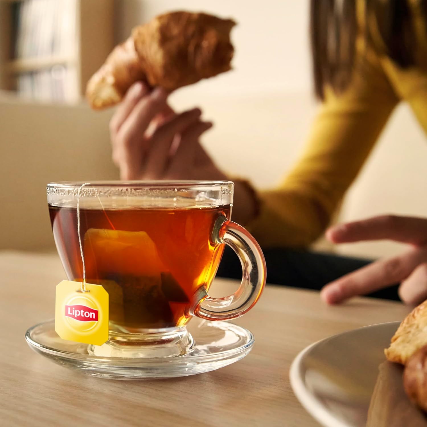 Lipton Black Tea Bags, Hot or Iced, Black tea with Caffeine, 600 Total Bags (100ct - Pack of 6)